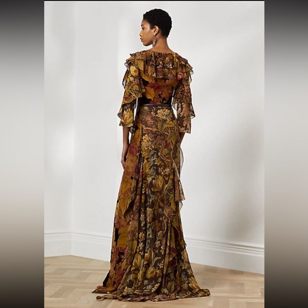 Ralph Lauren Fall 2022 Collection Deklan Floral Print Silk Day Dress - Picture 14 of 17